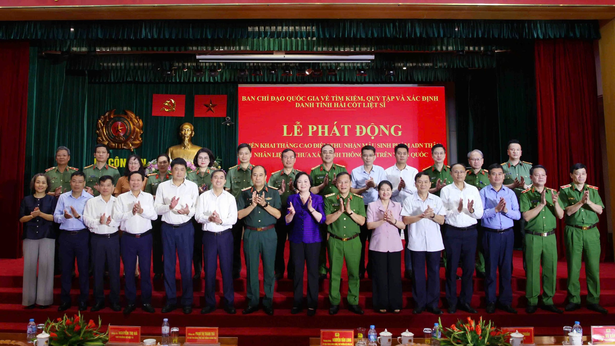 Phó Thủ tướng Phạm Thị Thanh Trà phát động cao điểm thu nhận ADN, mở thêm cơ hội xác định danh tính liệt sĩ- Ảnh 6.