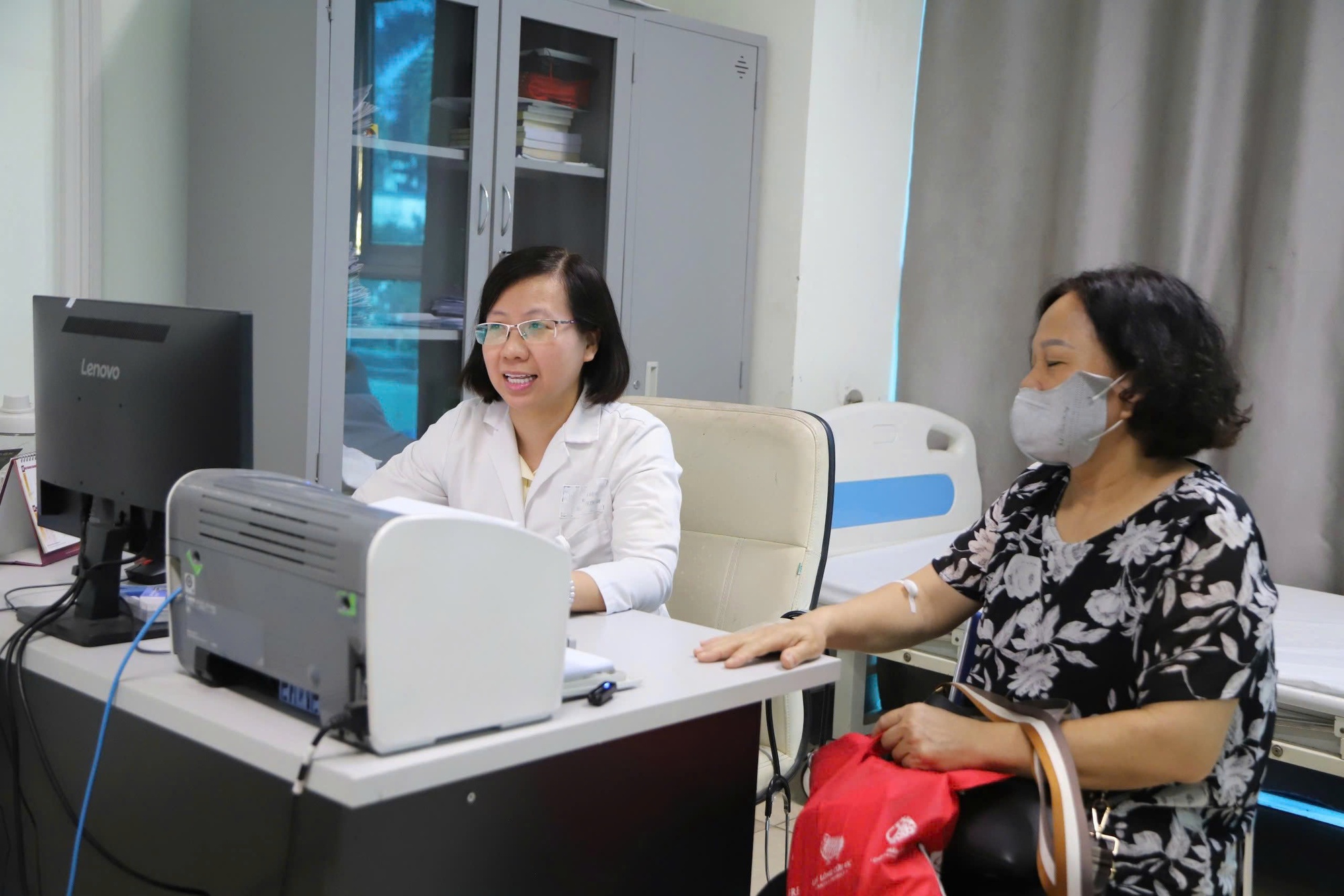 Từ 1/7, khám trái tuyến được BHYT chi trả 50%: Bệnh viện đáp ứng ra sao?- Ảnh 3.