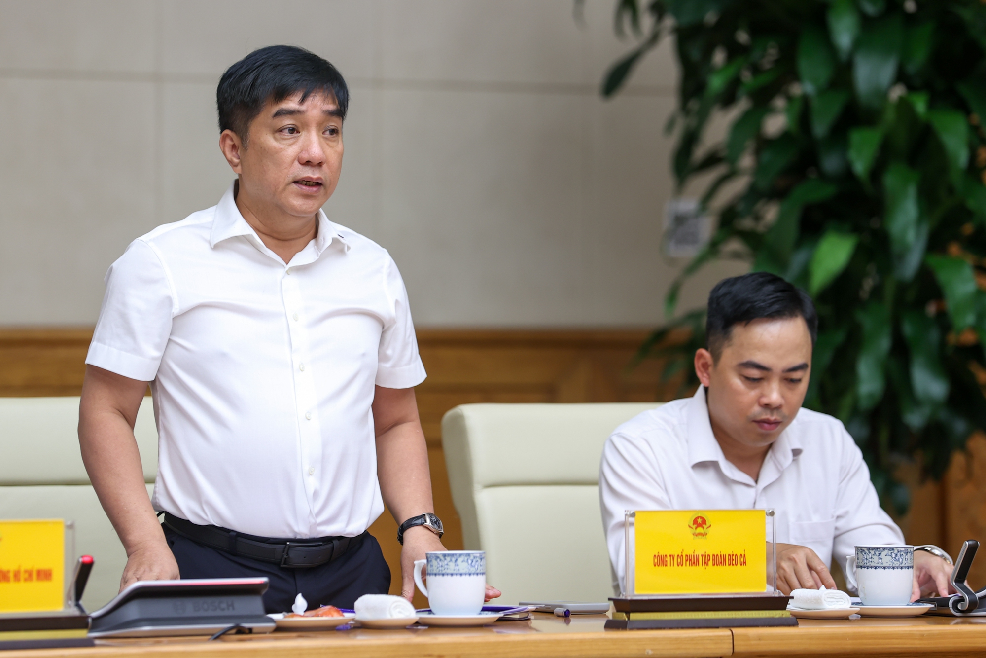 Thủ tướng: Kiên quyết không lùi tiến độ các dự án trọng điểm quốc gia nếu không có lý do chính đáng- Ảnh 8.
