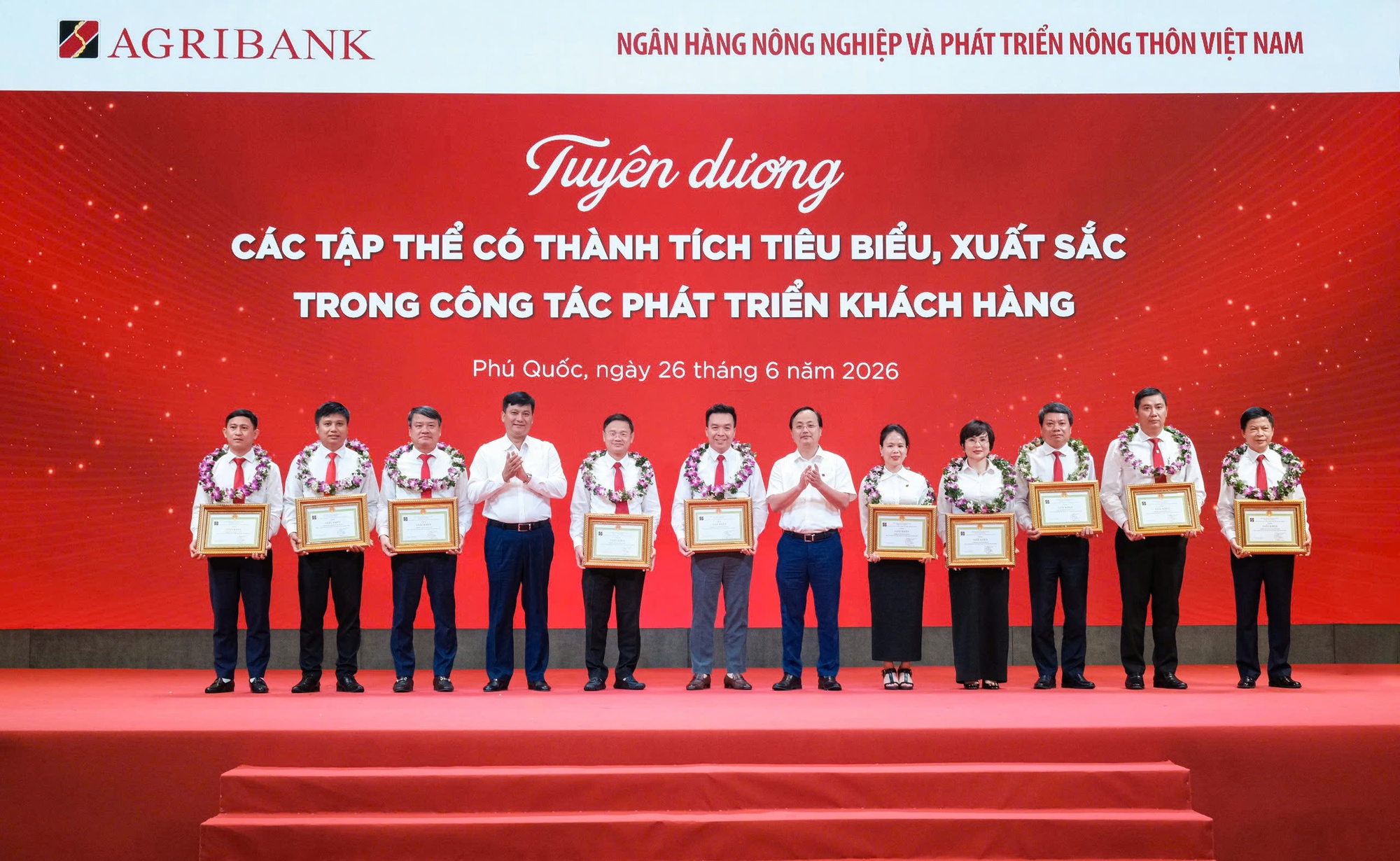 Agribank kích hoạt chiến lược mới, tăng tốc cho mục tiêu tăng trưởng hai con số- Ảnh 2.
