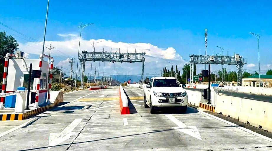 Đẩy nhanh triển khai thu phí các tuyến cao tốc đủ điều kiện- Ảnh 1.