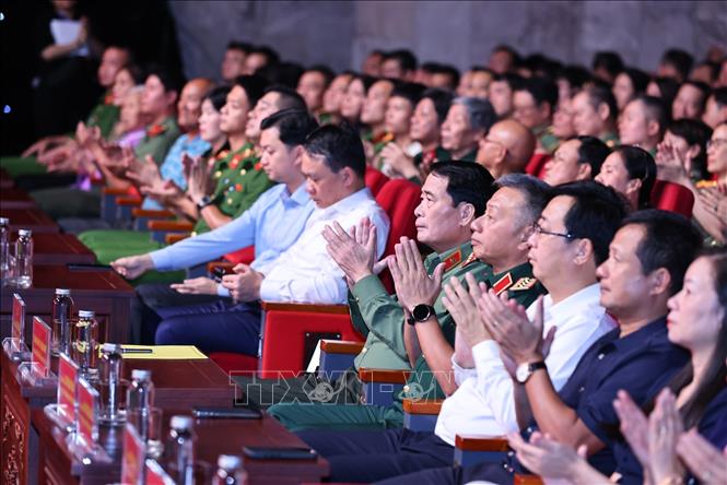 Chương trình chính luận nghệ thuật đặc biệt 'ADN – Hành trình nối lại mạch nguồn'- Ảnh 1.