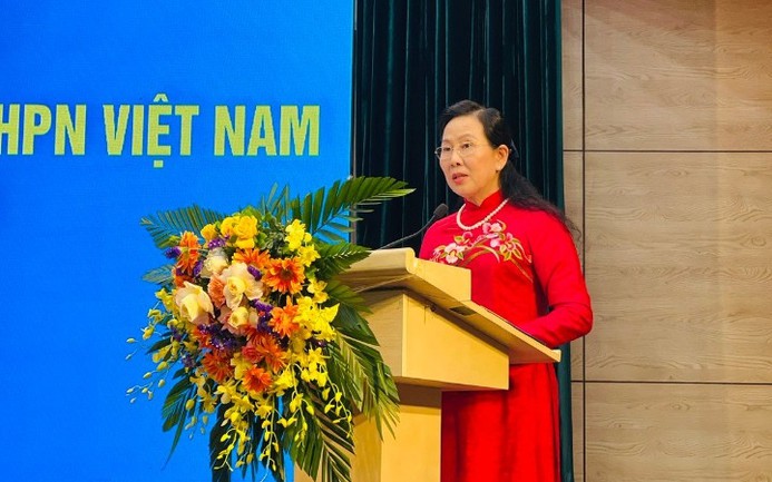 Bổ nhiệm kiêm giữ chức Ủy viên Hội đồng quản trị Ngân hàng Chính sách xã hội