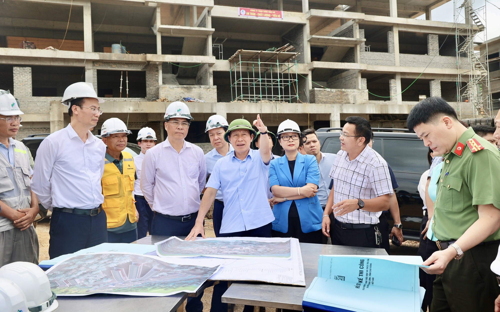 Phó Thủ tướng Lê Tiến Châu: Cao Bằng khó khăn về nguồn lực, nhưng không được 'khó' về quyết tâm và cách làm