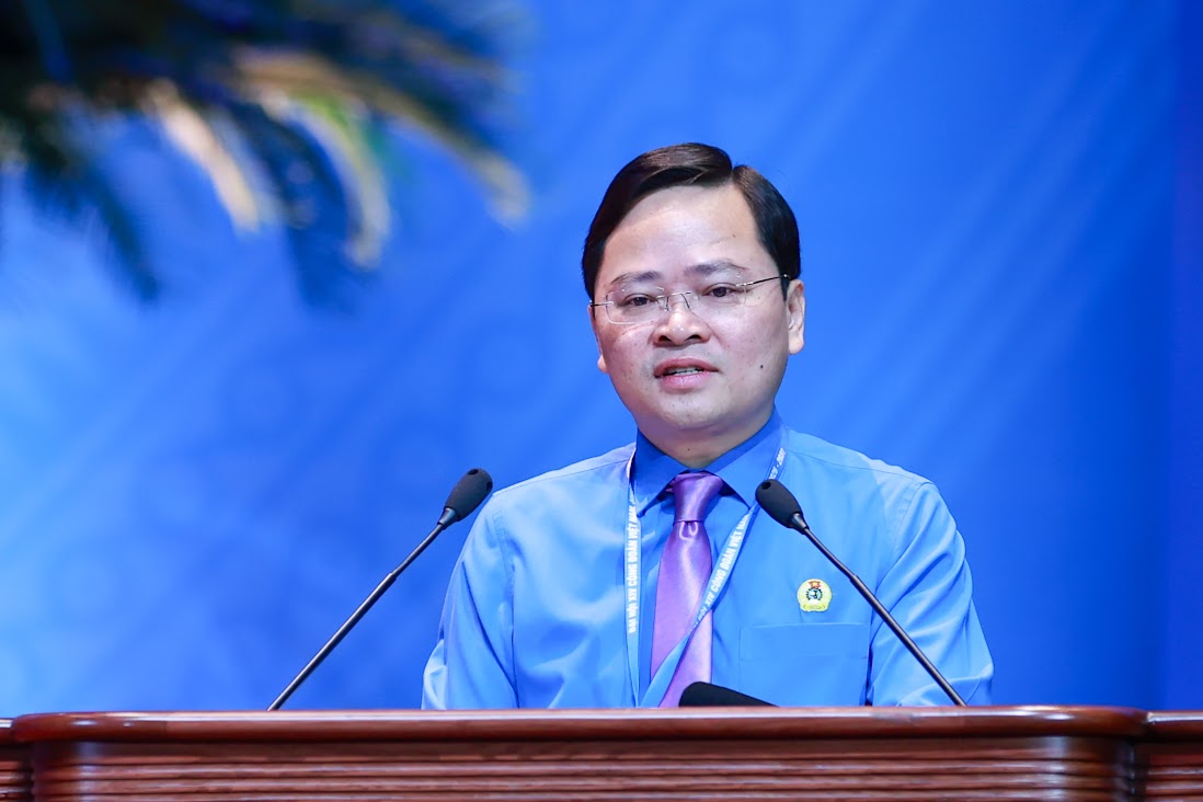 TỔNG THUẬT: Thủ tướng Chính phủ trao đổi, thảo luận với Đại biểu dự Đại hội XIV Công đoàn Việt Nam- Ảnh 4.