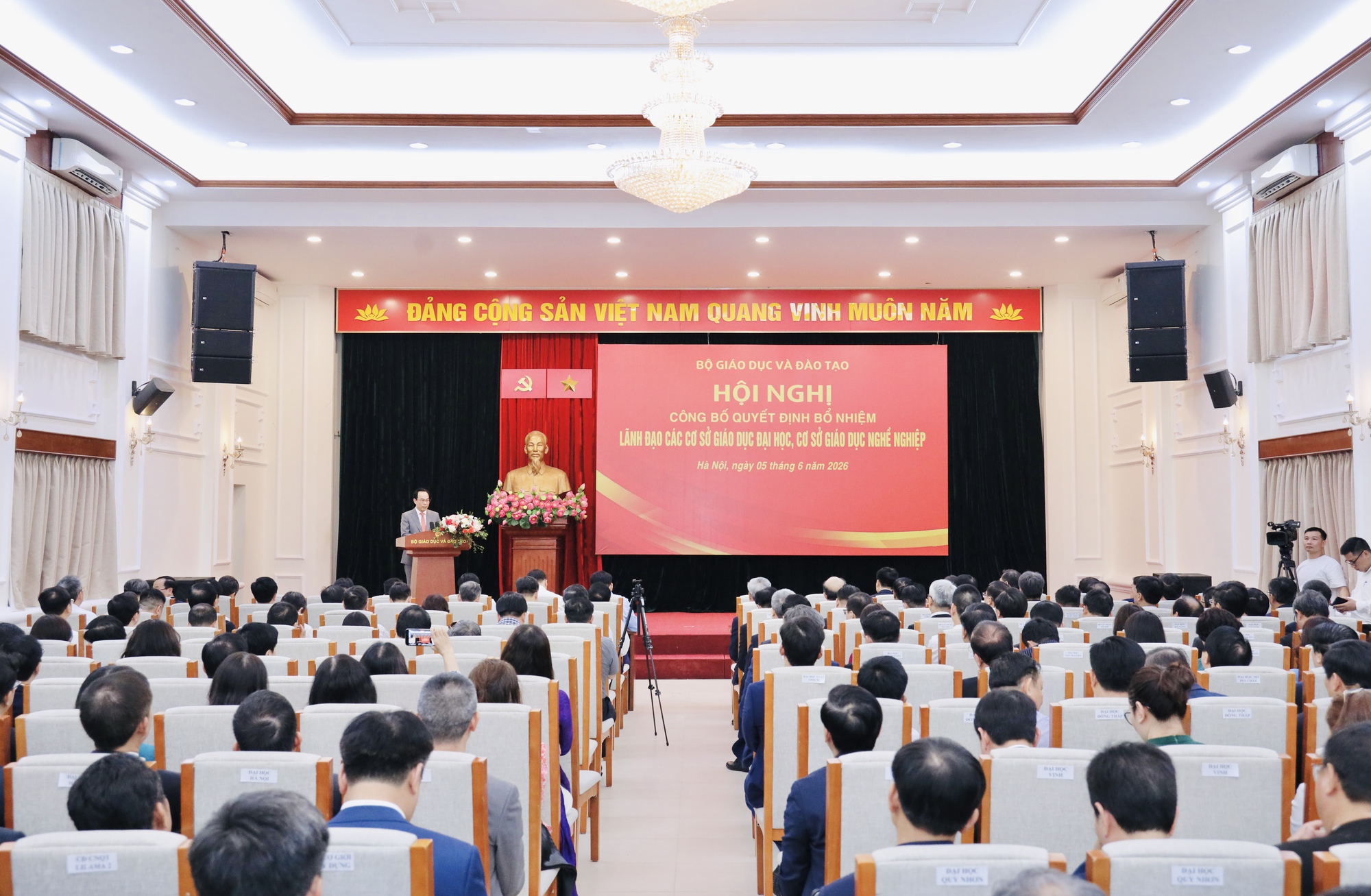 Kiện toàn 146 lãnh đạo tại 51 cơ sở giáo dục- Ảnh 1.