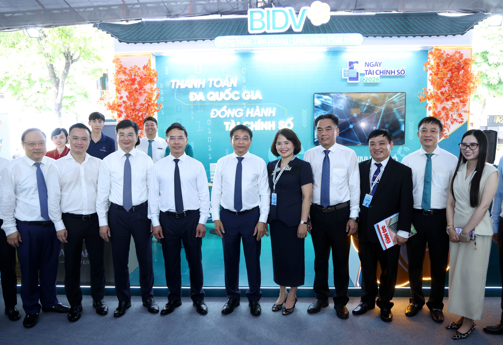 Phó Thủ tướng Nguyễn Văn Thắng: Thanh toán không dùng tiền mặt trở thành huyết mạch của nền kinh tế số- Ảnh 5. Phó Thủ tướng Nguyễn Văn Thắng: Thanh toán không dùng tiền mặt trở thành huyết mạch của nền kinh tế số- Ảnh 5.