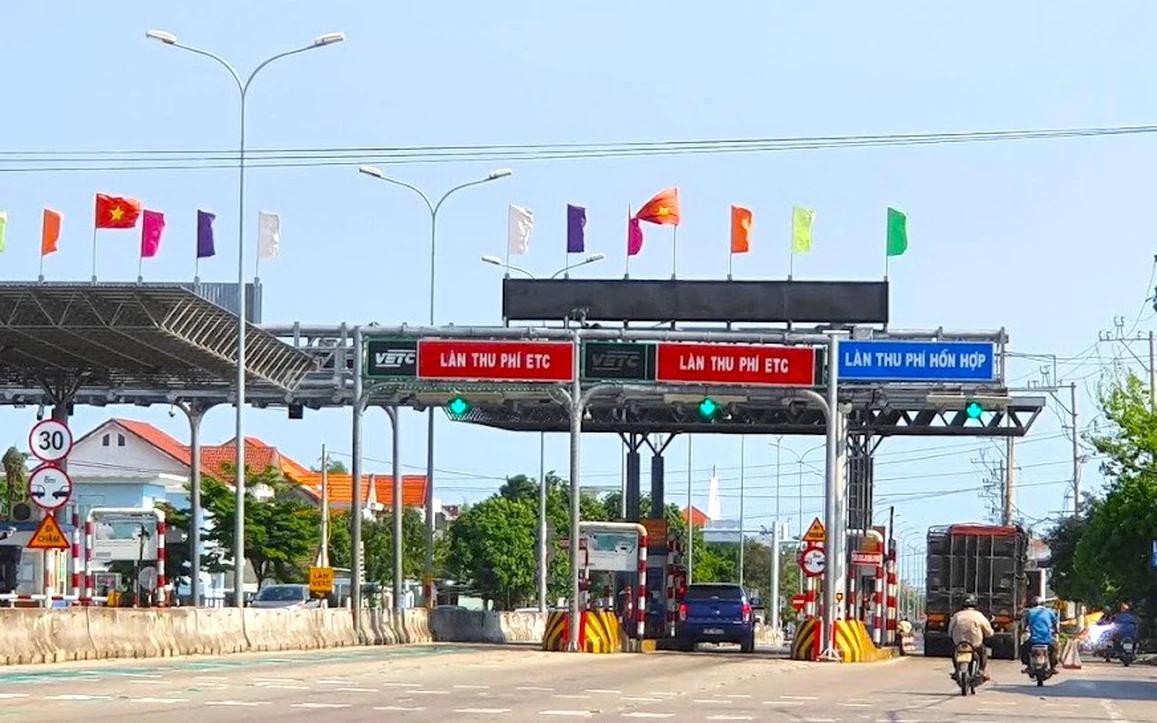 Phát hiện hàng trăm lượt xe được miễn phí sai quy định qua B