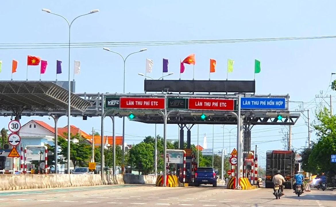 Phát hiện hàng trăm lượt xe được miễn phí sai quy định qua BOT Hòa Phước- Ảnh 1.