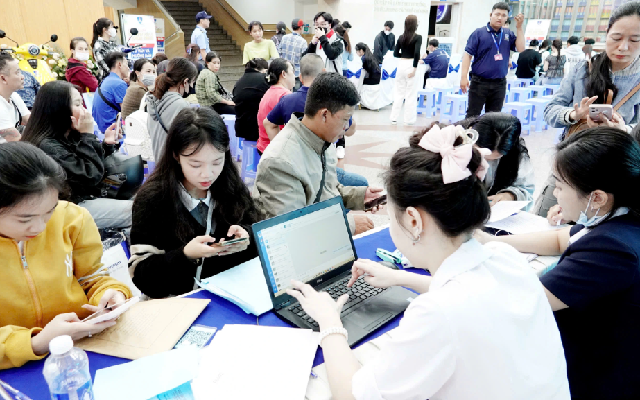 Không thi tốt nghiệp, thí sinh tự do có cần đăng k