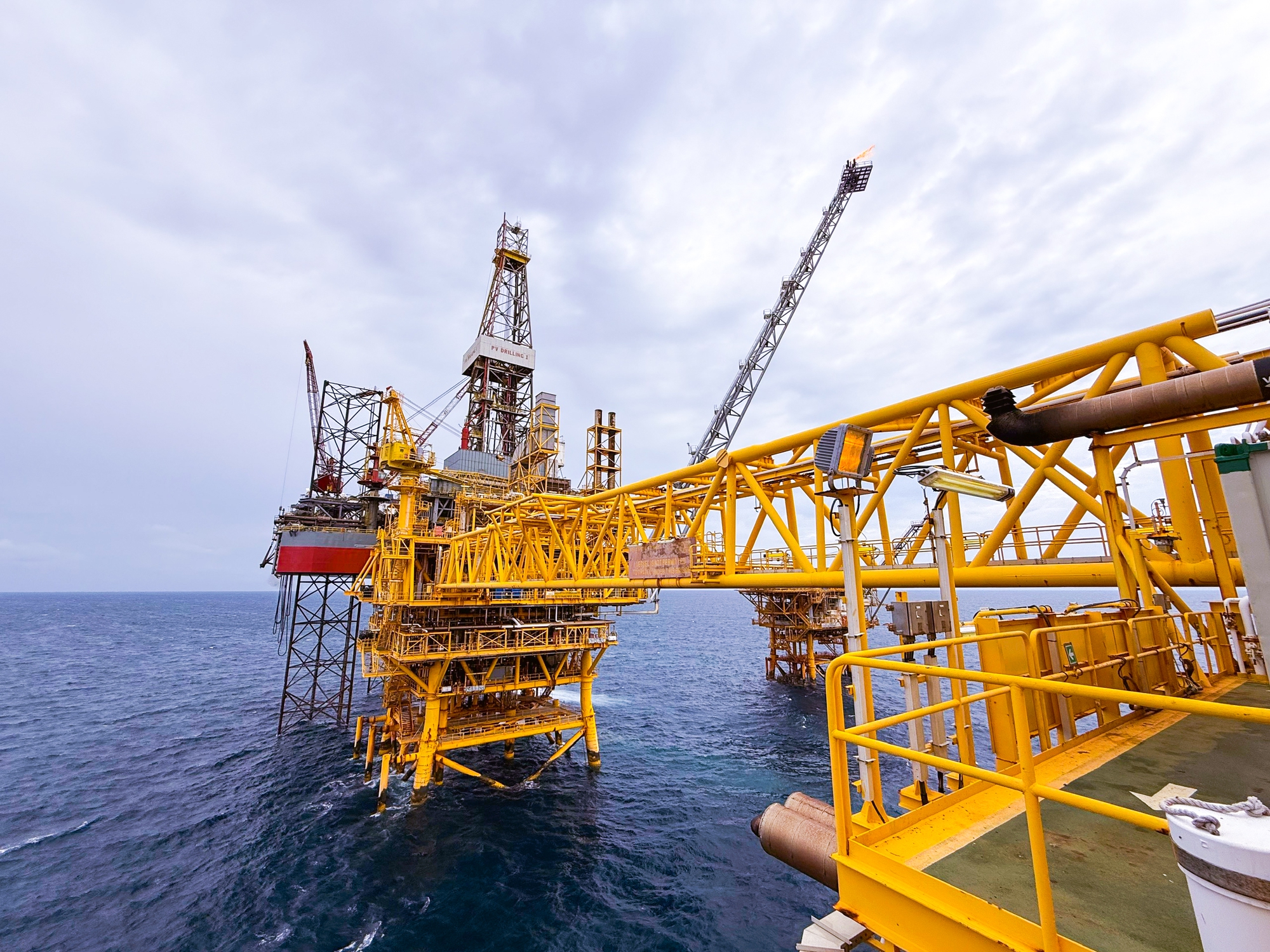 Kiến tạo động lực tăng trưởng mới cho Petrovietnam- Ảnh 1. Kiến tạo động lực tăng trưởng mới cho Petrovietnam- Ảnh 1.
