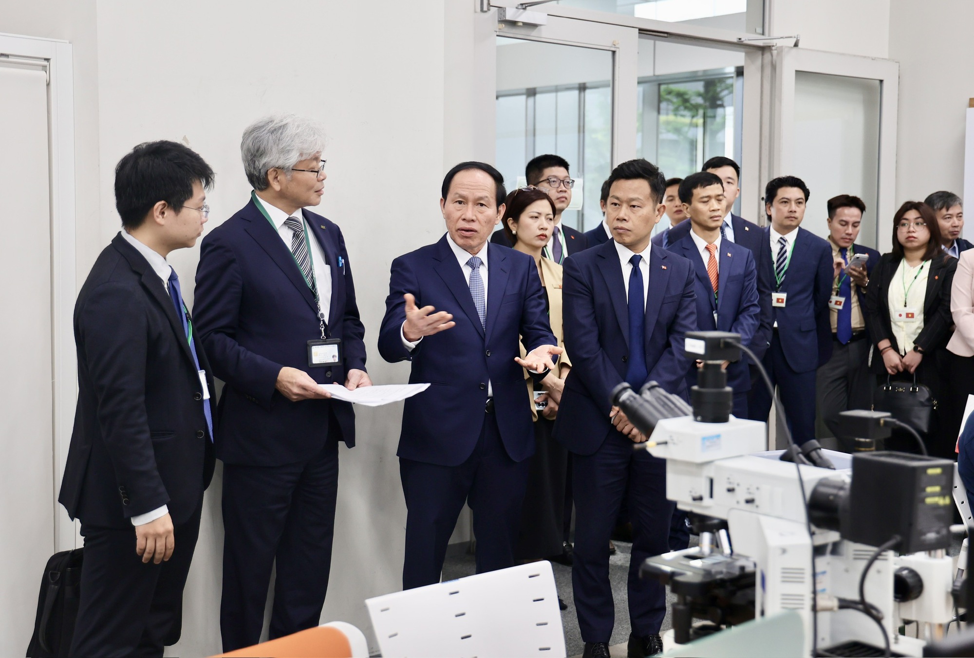 Phó Thủ tướng Lê Tiến Châu thăm, làm việc với Đại học Công nghệ Shibaura- Ảnh 2. Phó Thủ tướng Lê Tiến Châu thăm, làm việc với Đại học Công nghệ Shibaura- Ảnh 2.