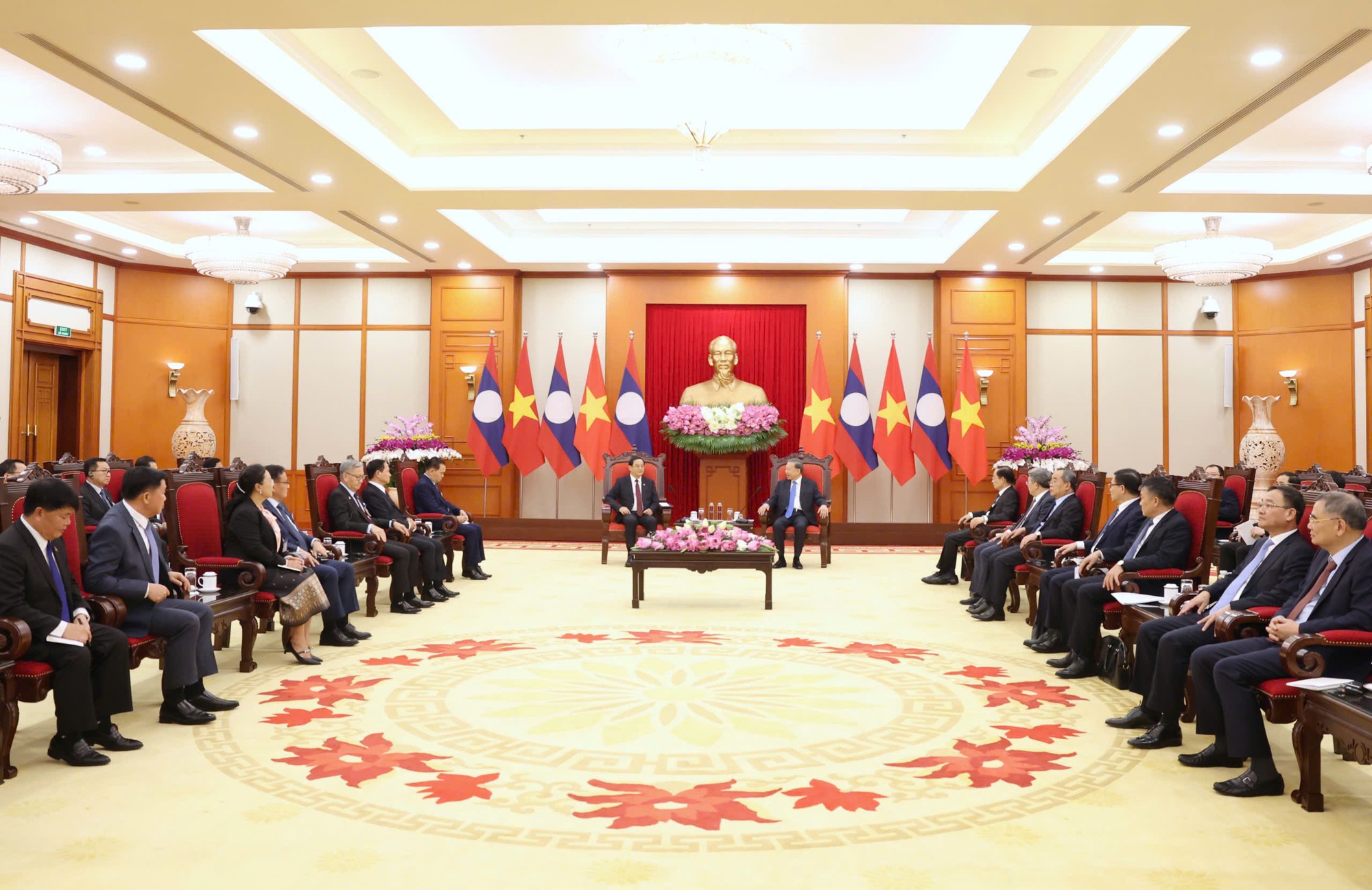 Tổng Bí thư, Chủ tịch nước Tô Lâm tiếp Thủ tướng Lào Sonexay Siphandone- Ảnh 3.