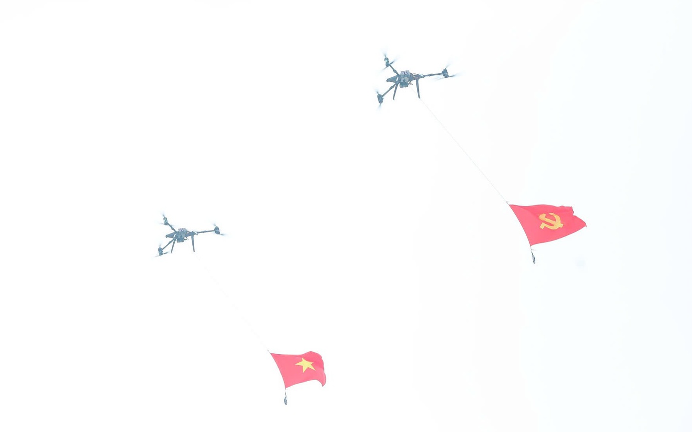 Thúc đẩy phát triển UAV đi đôi với quản lý chặt ch