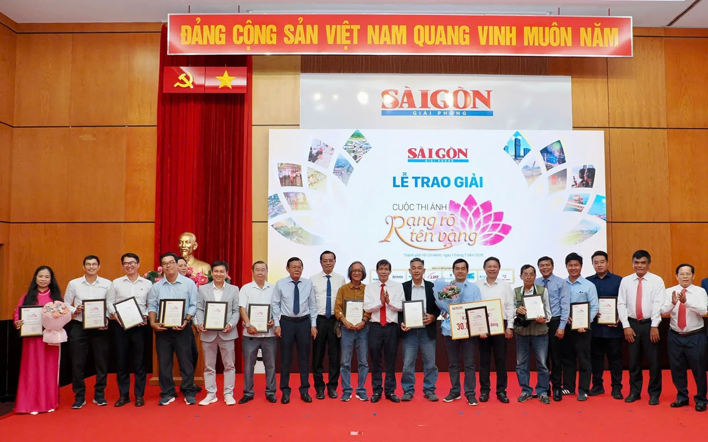 Ra mắt công trình báo chí dữ liệu tái hiện hành trình 50 năm Thành phố mang tên Bác