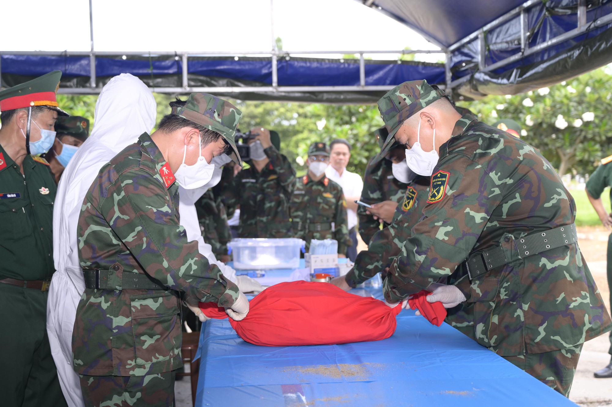 Quân khu 9 triển khai Chiến dịch 500 ngày đêm: Hành trình tri ân thấm đẫm nghĩa tình- Ảnh 2.