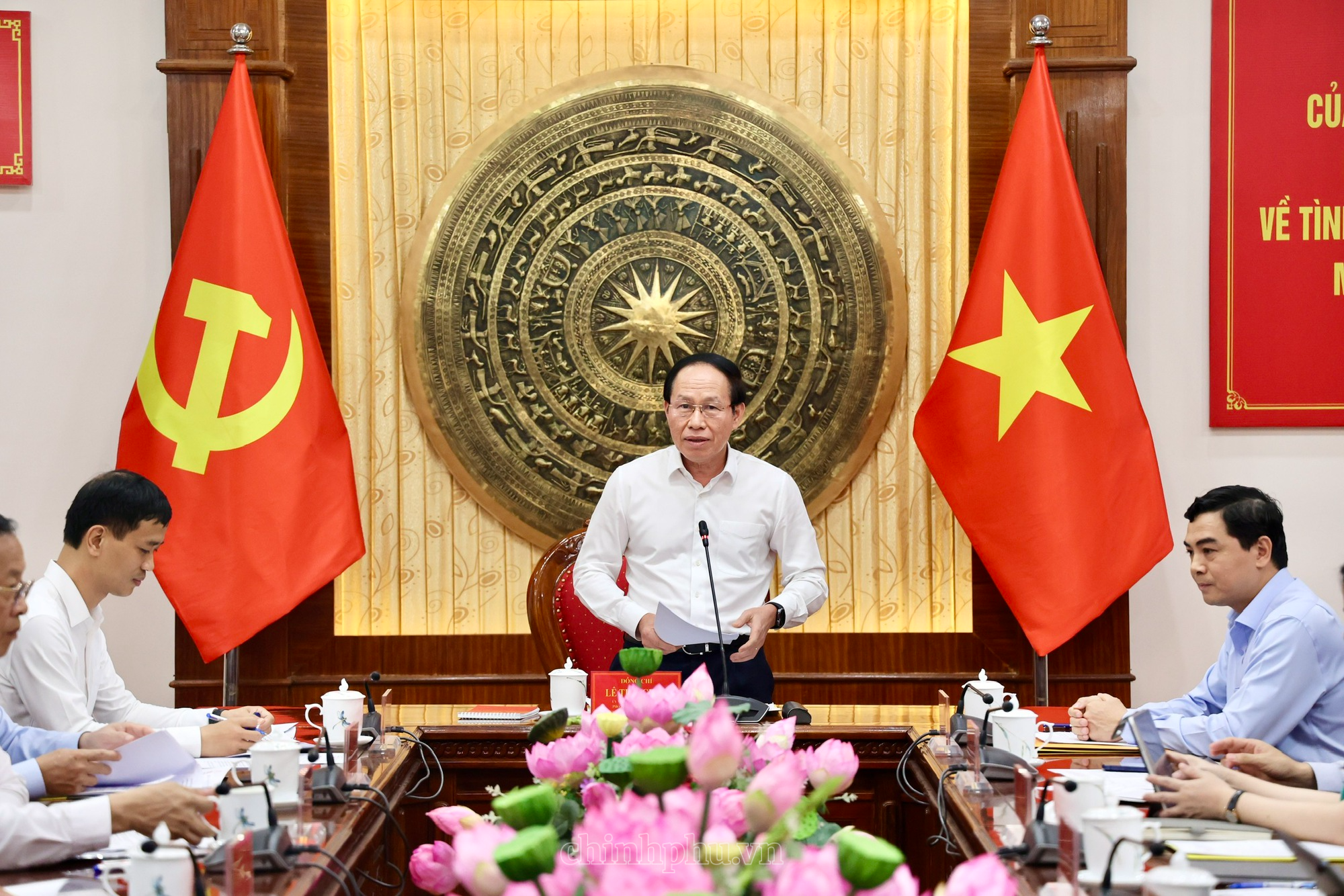 Phó Thủ tướng Lê Tiến Châu làm việc với Ban Thường vụ Tỉnh ủy Thanh Hóa- Ảnh 1.