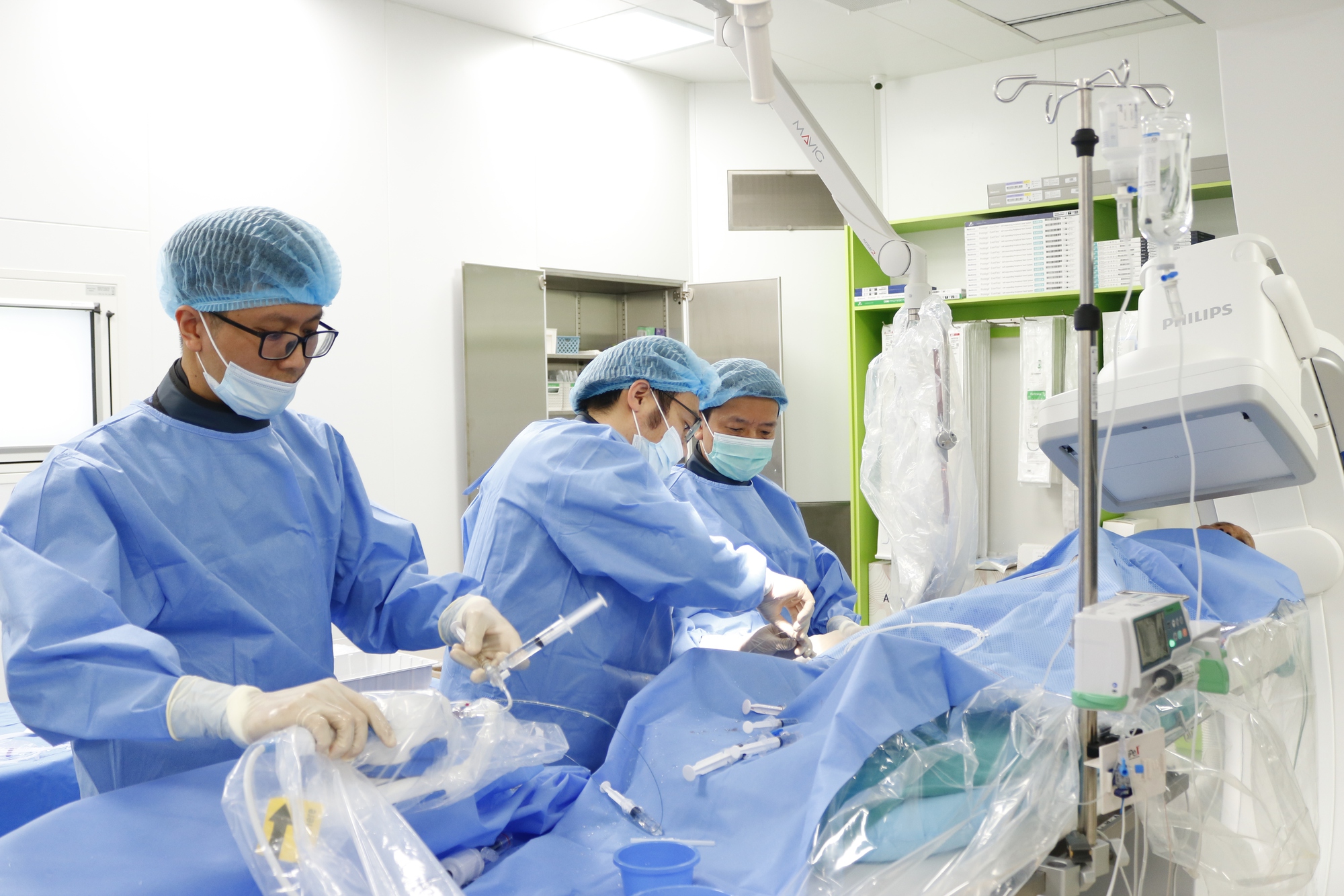 Y tế chuyên sâu đến gần người dân: Niềm hy vọng mới từ Bệnh viện Bạch Mai, Hữu nghị Việt Đức tại Ninh Bình- Ảnh 2.