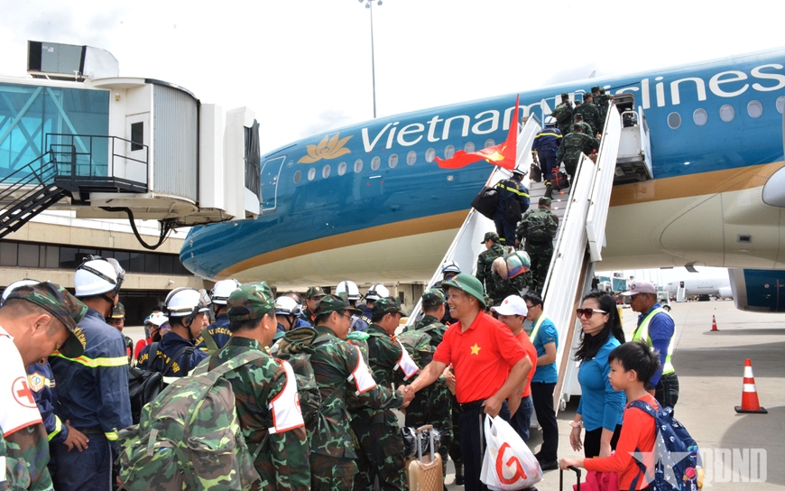 Nhiều tập thể, cá nhân được tặng Huân chương Bảo vệ Tổ quốc, Bằng khen Thủ tướng Chính phủ trong thực hiện nhiệm vụ khắc phục hậu quả thảm họa động đất tại Venezuela
