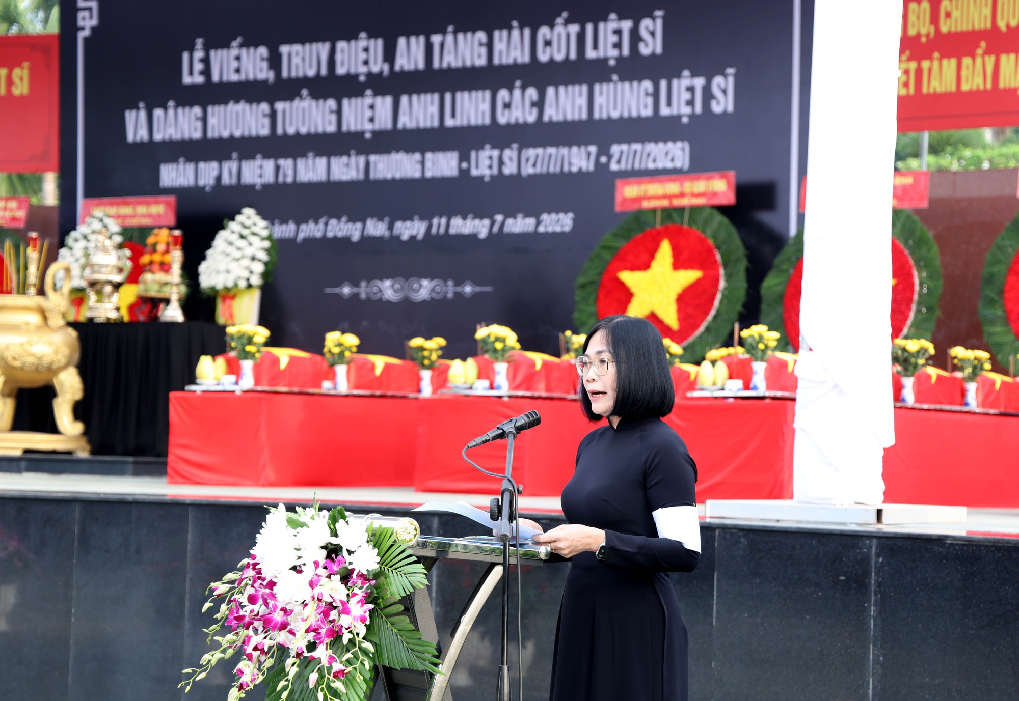 Xúc động lễ viếng, truy điệu, an táng 63 hài cốt liệt sĩ tại Đồng Nai- Ảnh 6.