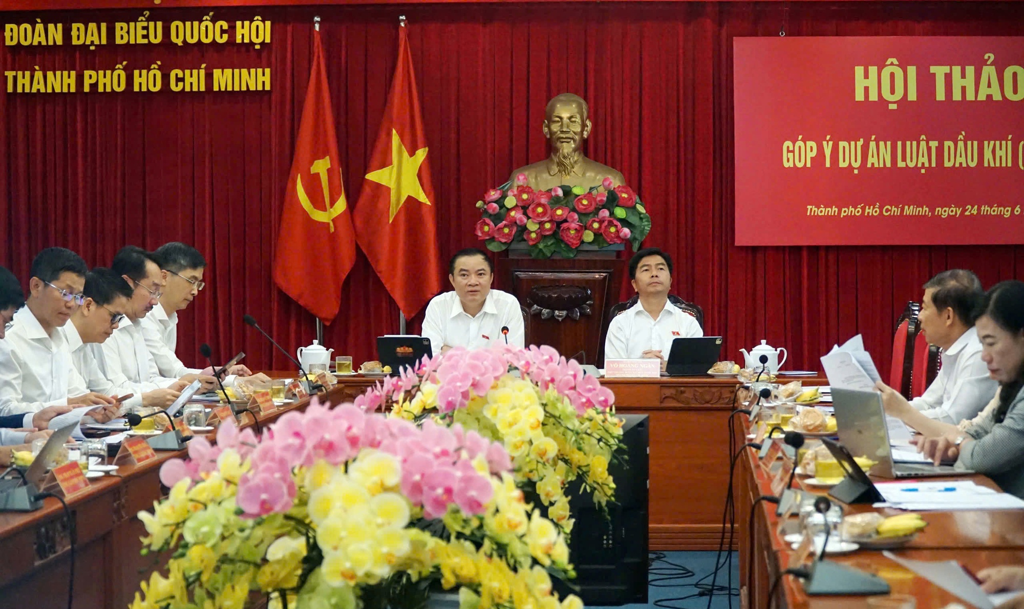 Sửa Luật Dầu khí: Petrovietnam đề xuất phân cấp, phân quyền tối đa- Ảnh 1.