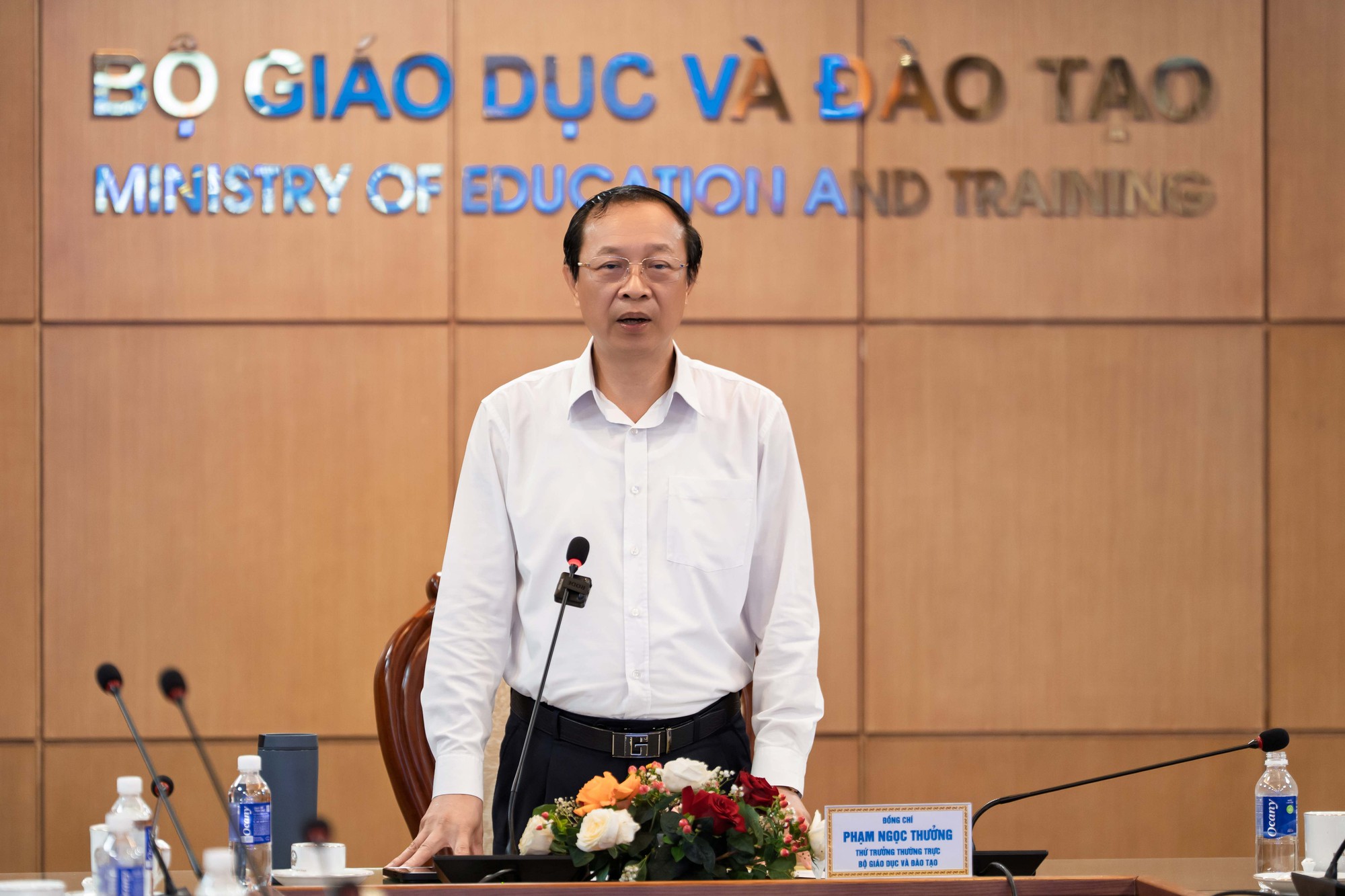 Phát động 