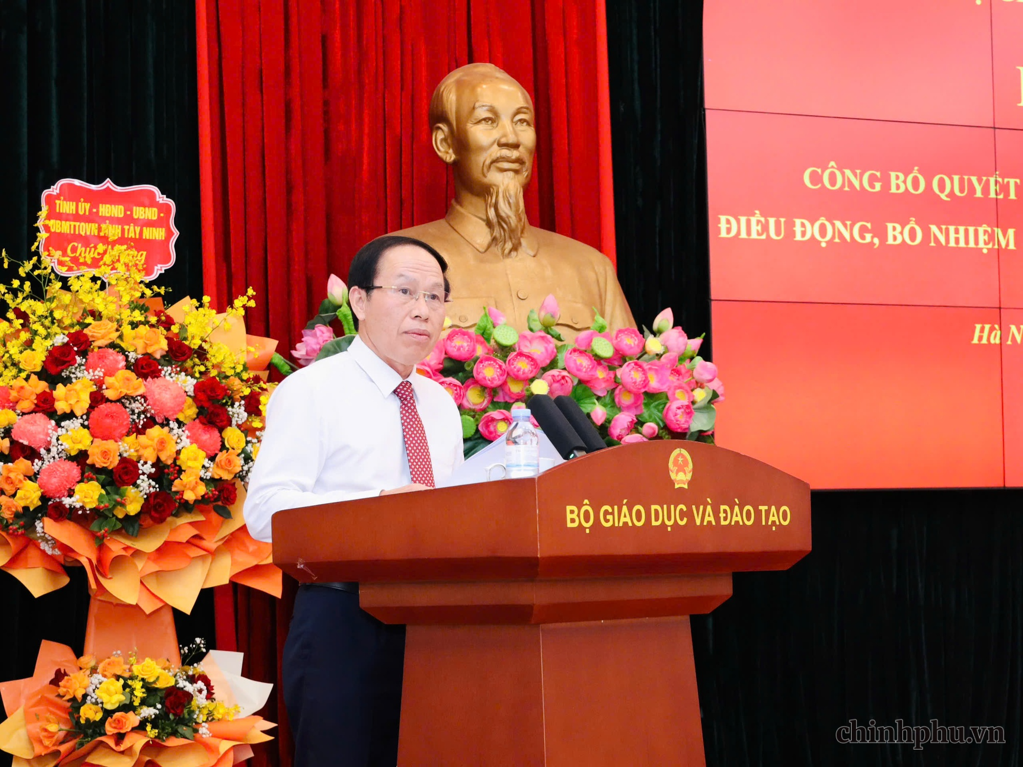 Công bố Quyết định điều động, bổ nhiệm Thứ trưởng Bộ Giáo dục và Đào tạo- Ảnh 2.