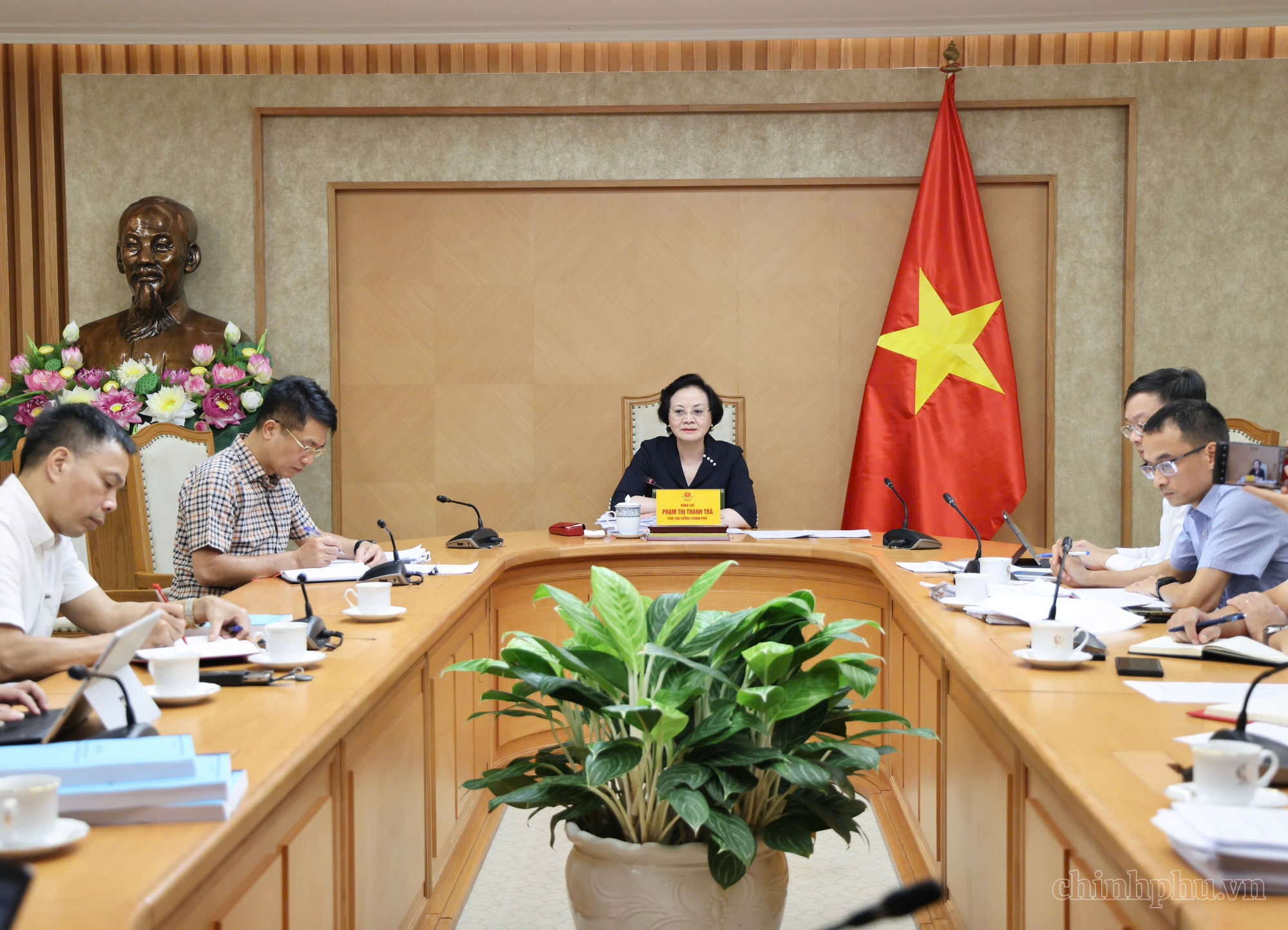 Phó Thủ tướng Phạm Thị Thanh Trà: Thu hút, trọng dụng nhân tài phải đúng trọng tâm, trọng điểm- Ảnh 1.