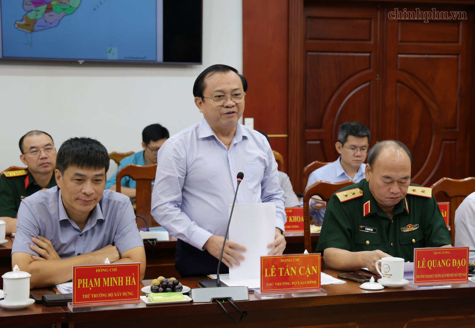 Cà Mau cần phát triển thành trung tâm kinh tế biển, năng lượng tái tạo và logistics của vùng và cả nước- Ảnh 4.