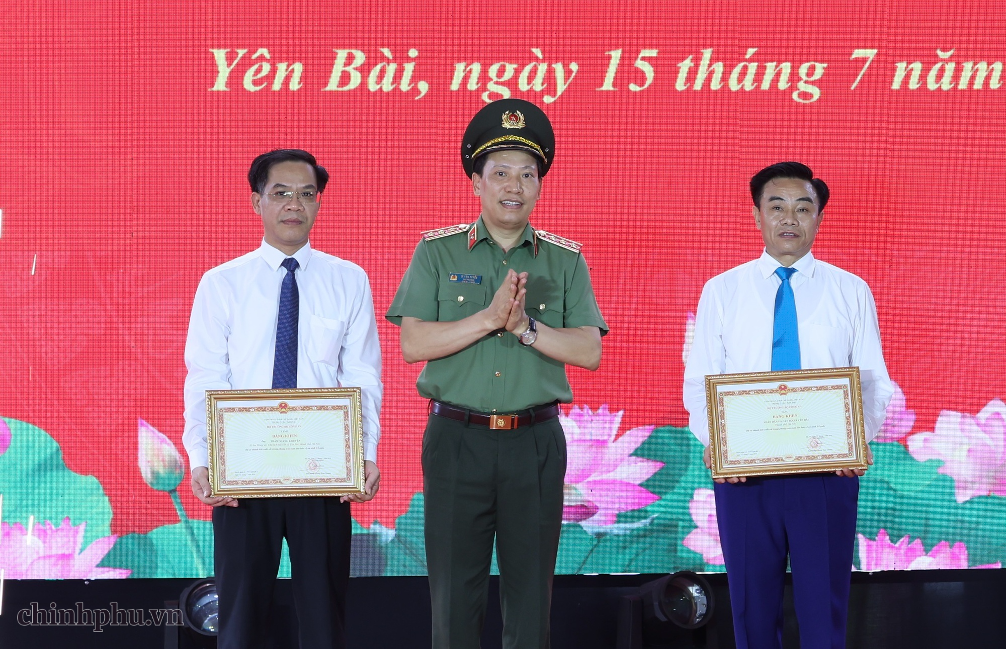 Phó Thủ tướng Thường trực Phạm Gia Túc dự Ngày hội Toàn dân bảo vệ an ninh Tổ quốc năm 2026 tại xã Yên Bài (TP. Hà Nội)- Ảnh 6.