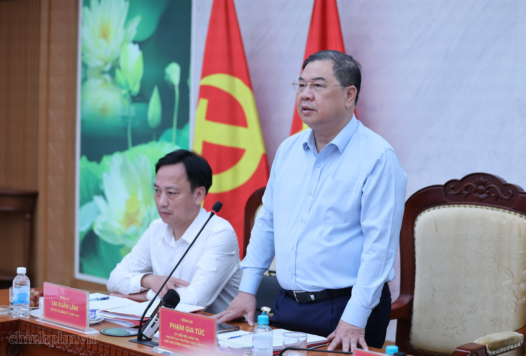 Phó Thủ tướng Thường trực Phạm Gia Túc: Đảng ủy Chính phủ tiếp tục đổi mới phương thức lãnh đạo, nâng cao hiệu quả tổ chức thực hiện nhiệm vụ chính trị- Ảnh 5.