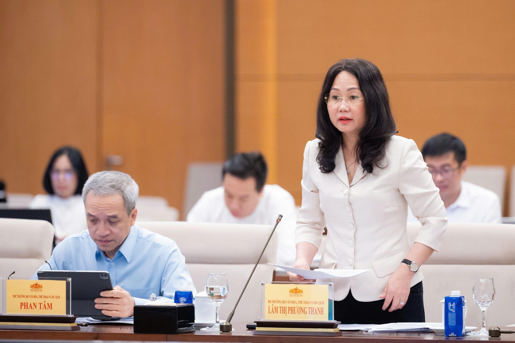 Khắc phục những khó khăn, vướng mắc, bất cập phát sinh trong thi hành Luật Xuất bản- Ảnh 1.