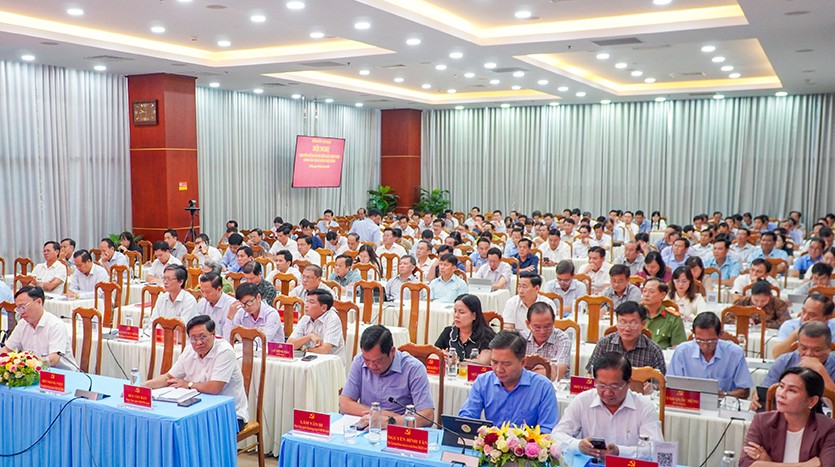 Bí thư Cà Mau: Không để người dân thiệt thòi khi giải phóng mặt bằng- Ảnh 2.