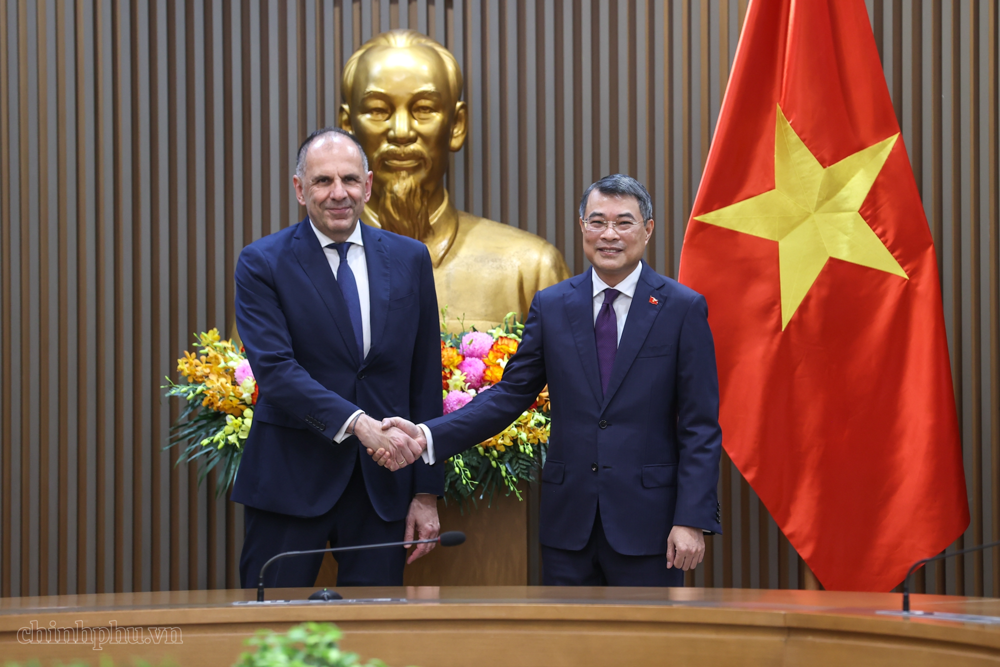 Thủ tướng Lê Minh Hưng tiếp Bộ trưởng Ngoại giao Hy Lạp- Ảnh 1.
