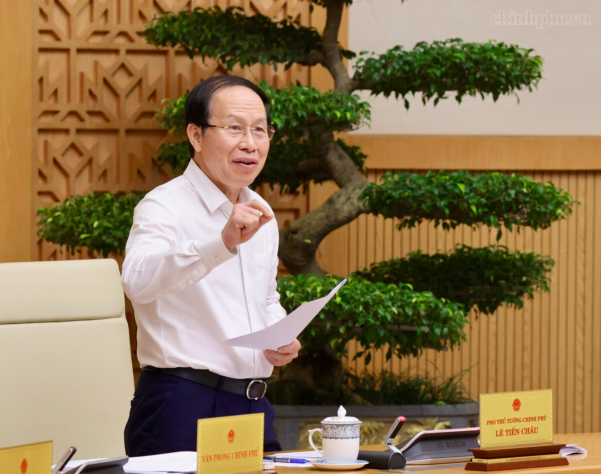 Khẩn trương hoàn thiện dự thảo để ban hành Nghị định về đại học quốc gia trong tháng 7/2026- Ảnh 1.