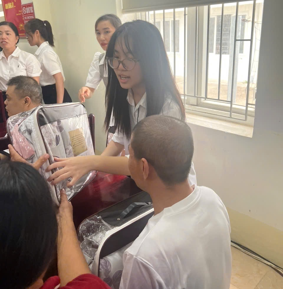 Ngọn lửa nhỏ góp sức cho phong trào 