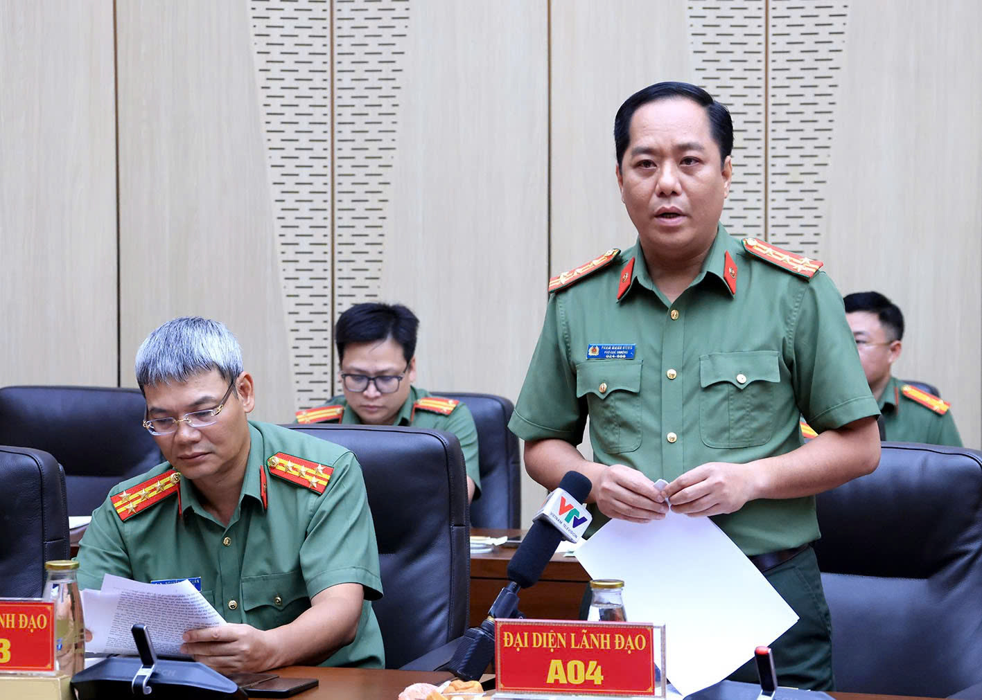 Triệt phá đường dây trục lợi chính sách nhà ở xã hội, tính chất đặc biệt nghiêm trọng- Ảnh 1.