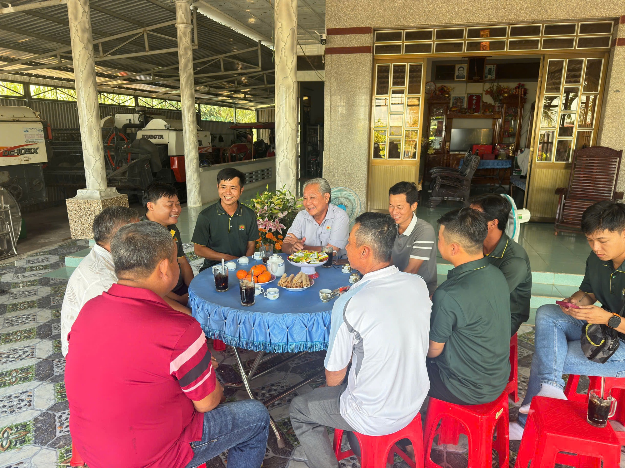 Bài 4: Để hạt lúa rời đồng mà không... rớt giá- Ảnh 2.