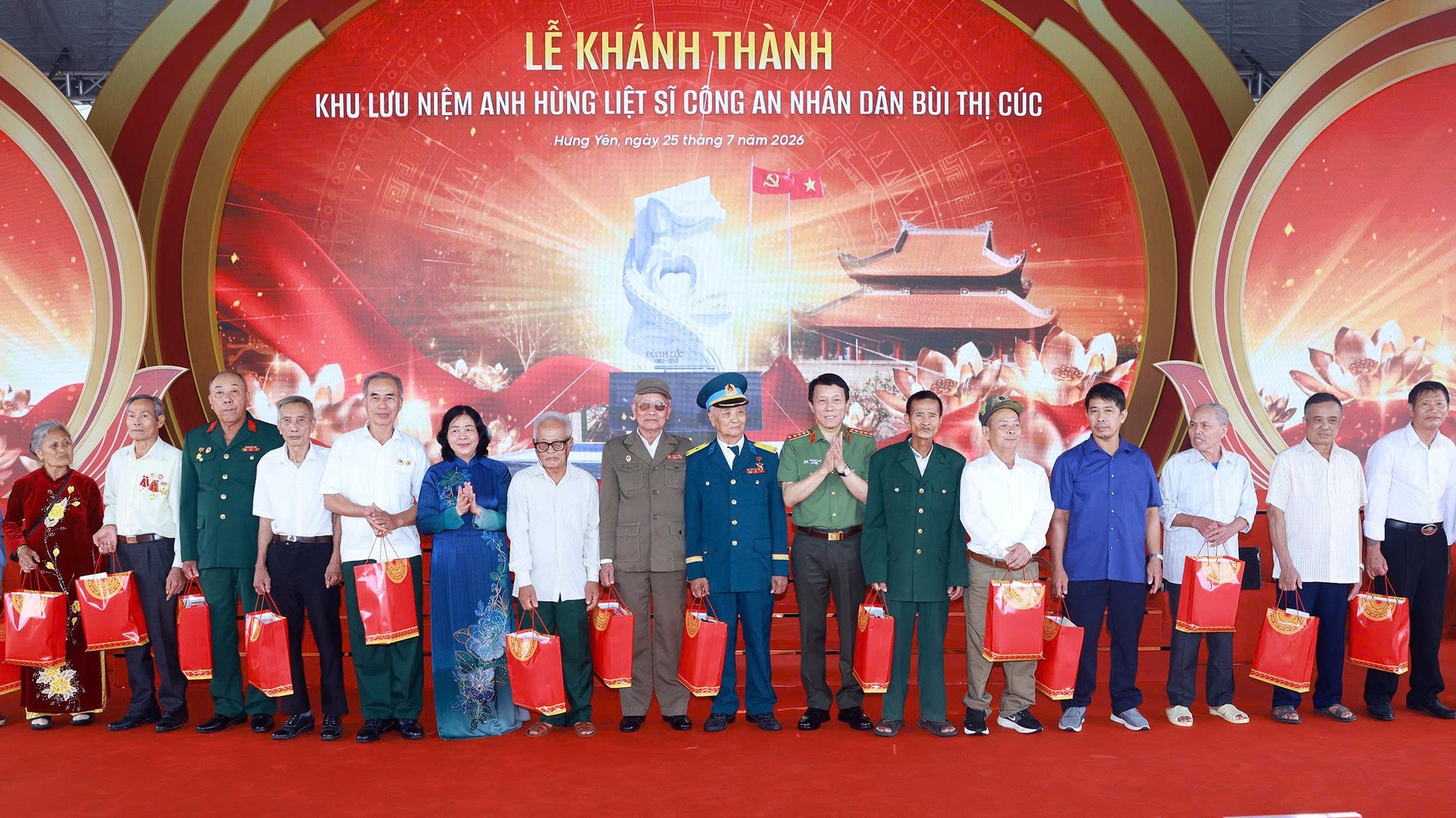 Khánh thành Khu lưu niệm Anh hùng liệt sĩ Công an nhân dân Bùi Thị Cúc- Ảnh 2.
