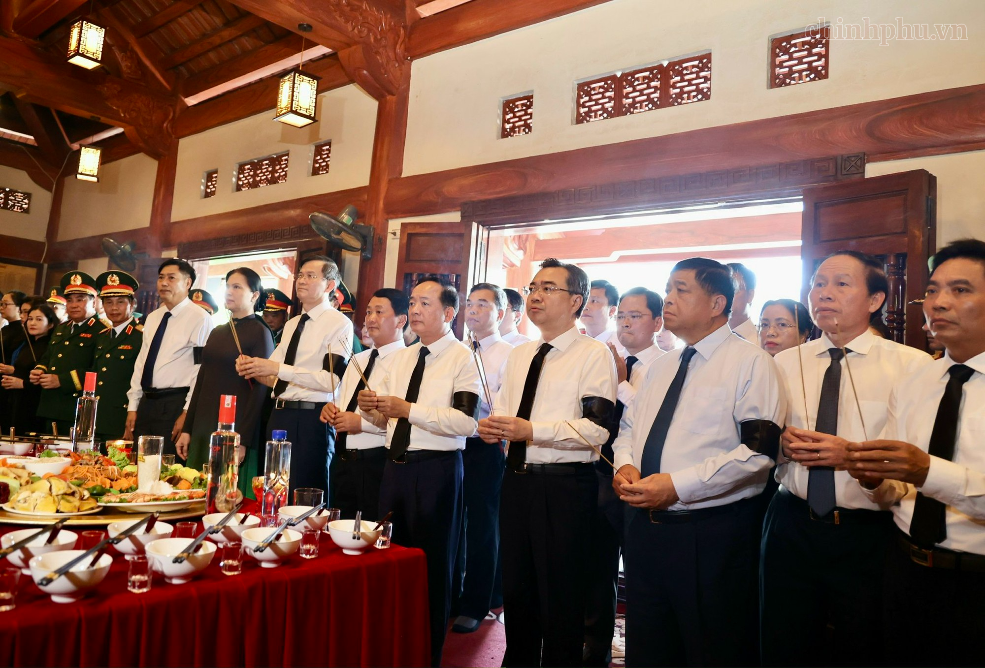 Lễ viếng, lễ truy điệu và an táng 34 hài cốt liệt sĩ tại Nghĩa trang Liệt sĩ Vị Xuyên- Ảnh 7.