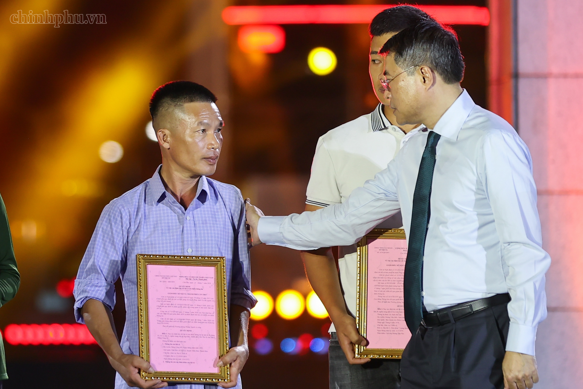 Cầu truyền hình ‘Sao sáng dẫn đường’: Tôn vinh và tri ân sự hy sinh cao cả của các Anh hùng liệt sĩ- Ảnh 9.