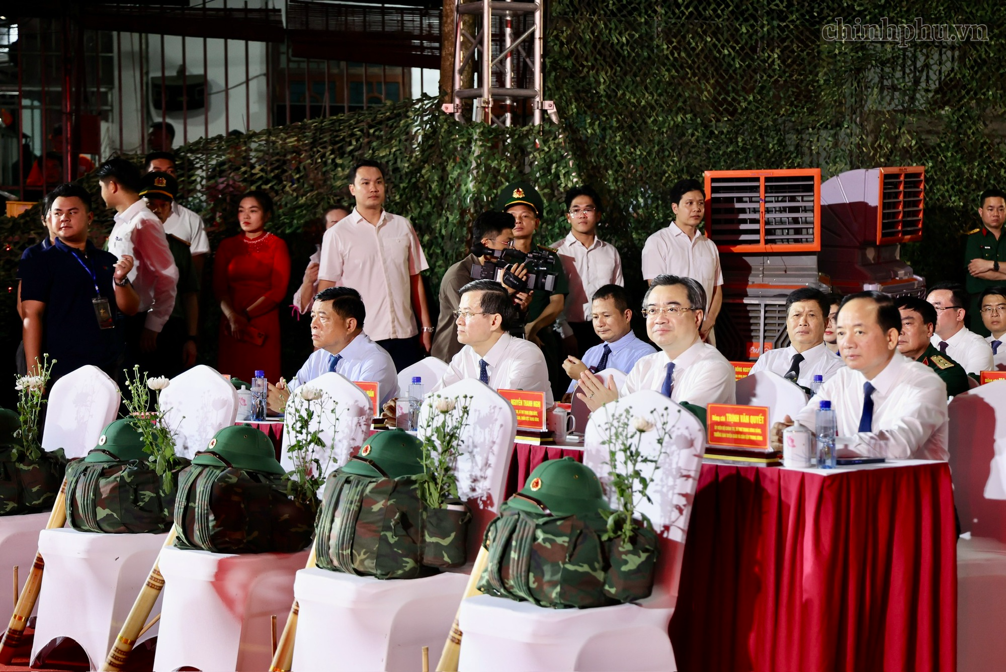 Cầu truyền hình ‘Sao sáng dẫn đường’: Tôn vinh và tri ân sự hy sinh cao cả của các Anh hùng liệt sĩ- Ảnh 21.