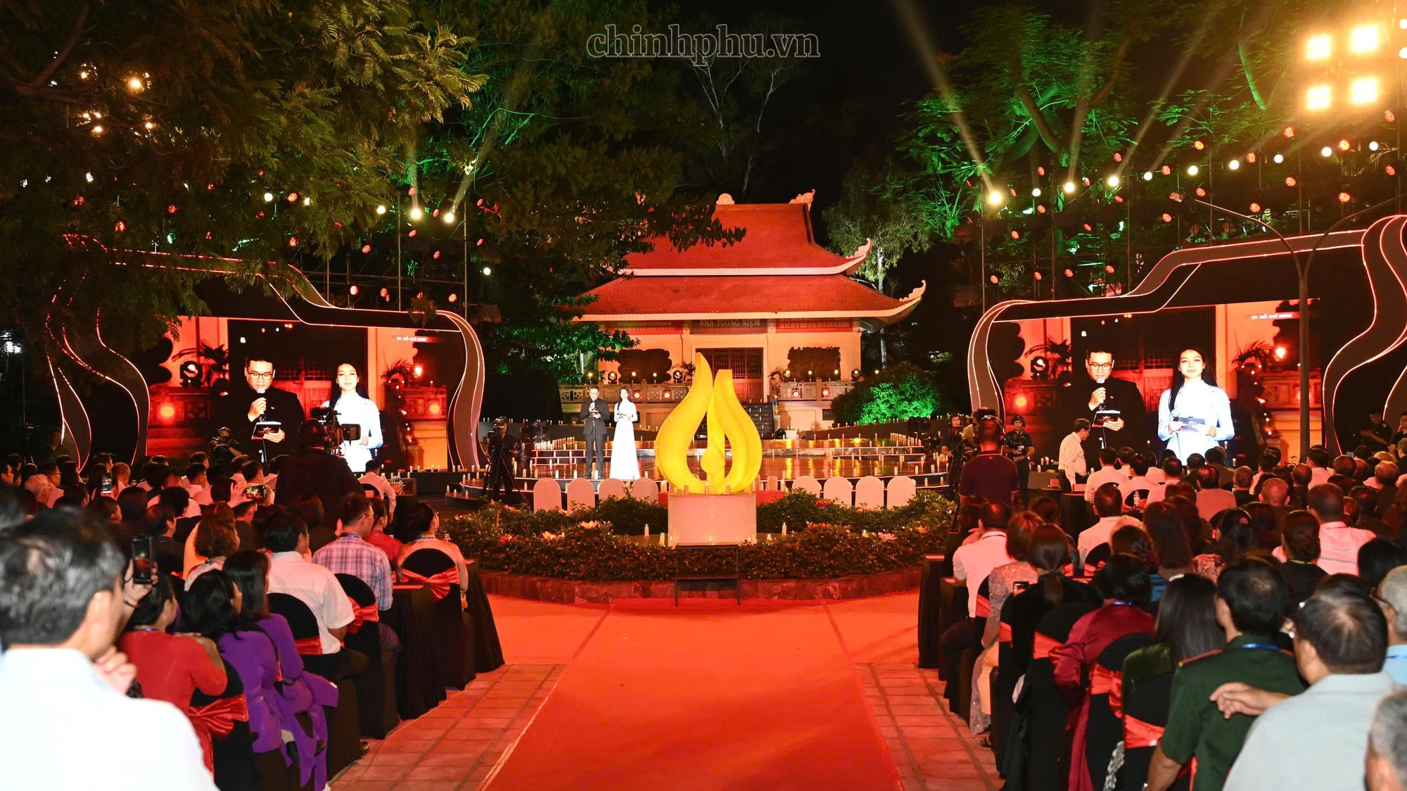 Cầu truyền hình ‘Sao sáng dẫn đường’: Tôn vinh và tri ân sự hy sinh cao cả của các Anh hùng liệt sĩ- Ảnh 26.