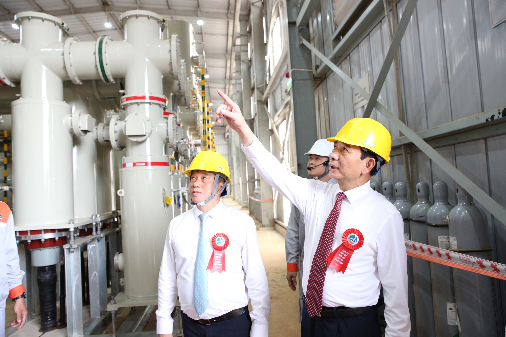 Công bố sản phẩm nhôm thỏi đầu tiên của Việt Nam- Ảnh 4.