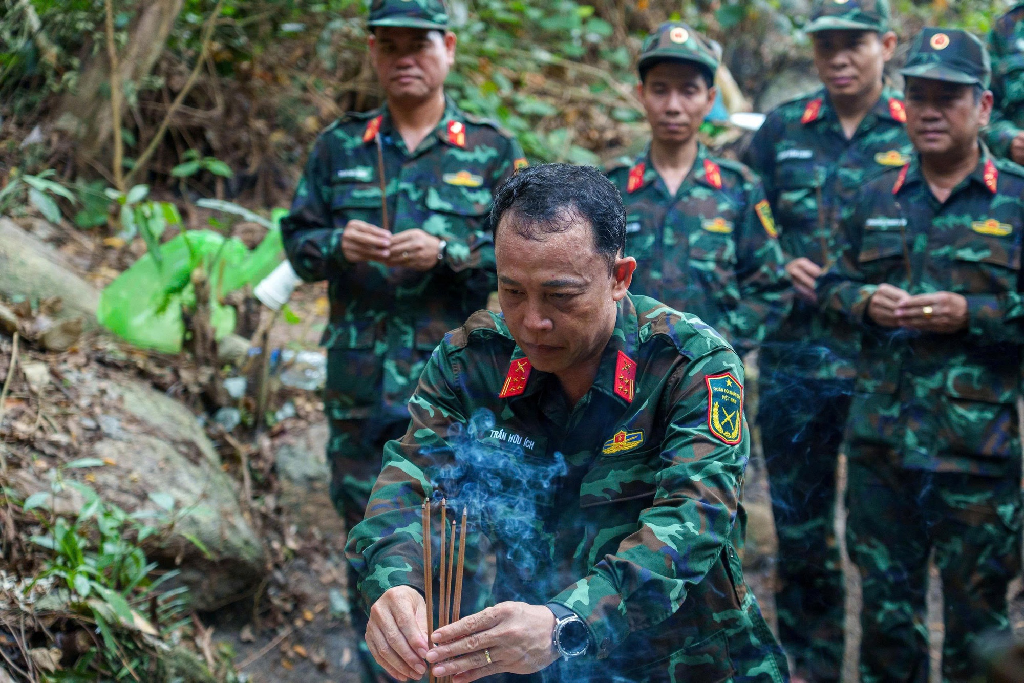 Hành trình đưa các anh trở về từ hang Đá Sập- Ảnh 1.