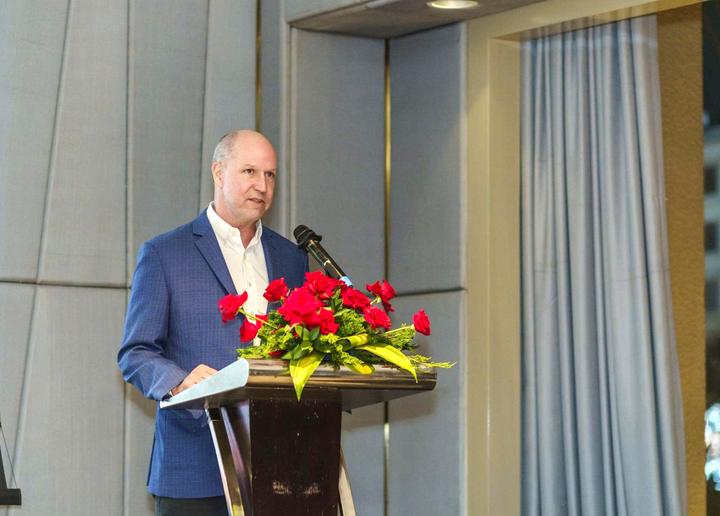AmCham Việt Nam: Nghị quyết 10 mở ra cơ hội để Việt Nam thu hút dòng vốn đầu tư thế hệ mới- Ảnh 1.