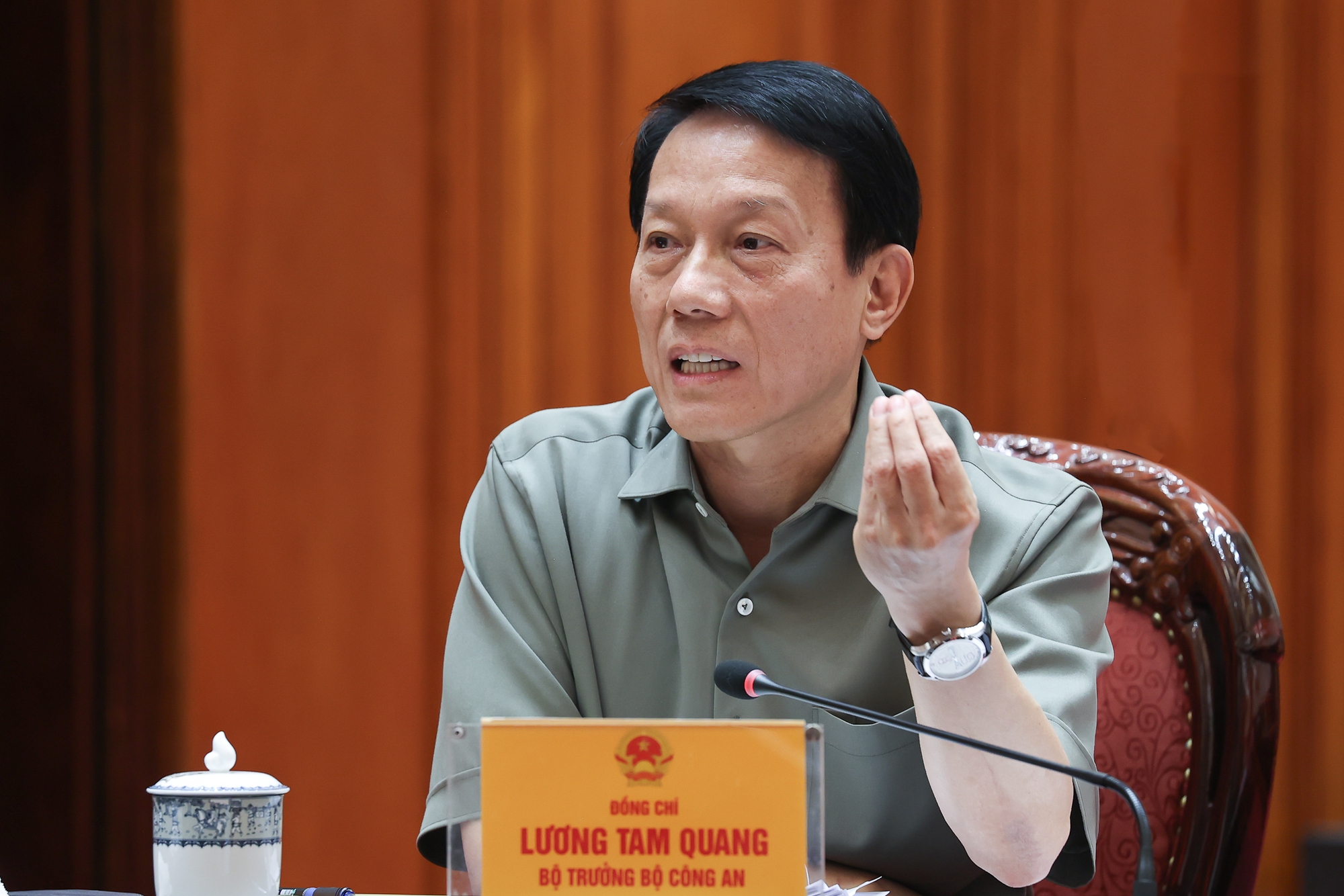 Thủ tướng: Các bộ trưởng trực tiếp chỉ đạo, chịu trách nhiệm đến cùng về tiến độ, chất lượng dữ liệu- Ảnh 4.