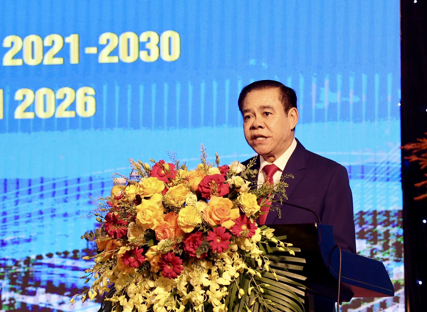 Nghệ An cần chuyển biến về chất trong mô hình phát triển- Ảnh 4.