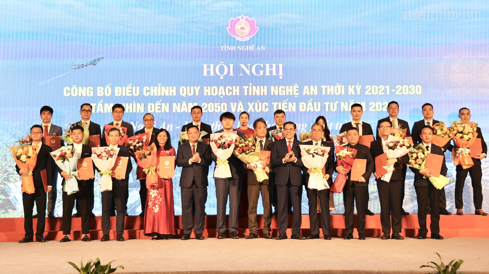 Nghệ An cần chuyển biến về chất trong mô hình phát triển- Ảnh 5.