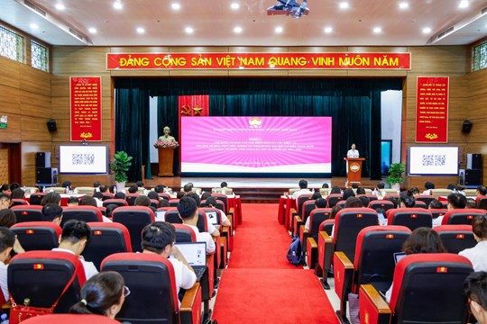 Đưa Nghị quyết Đại hội MTTQ Việt Nam lần thứ XI sớm đi vào cuộc sống- Ảnh 1.